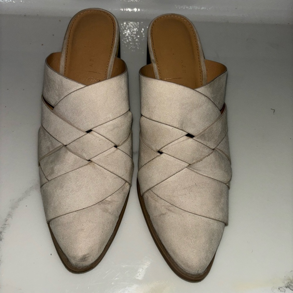 Lauren Conrad slip on heels